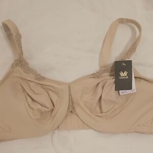 Wacoal 'Bodysuede' Ultra Seamless Underwire Bra Nude Size 44D